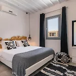 Infinium One, Sunset Views 10' From Mykonos Town! Villa Agios Stefanos (Mykonos)