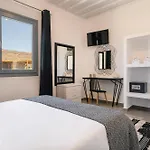 Villa Infinium One, Sunset Views 10' From Mykonos Town! *
