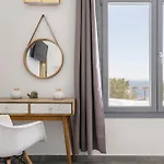 Infinium One, Sunset Views 10' From Mykonos Town! Villa
