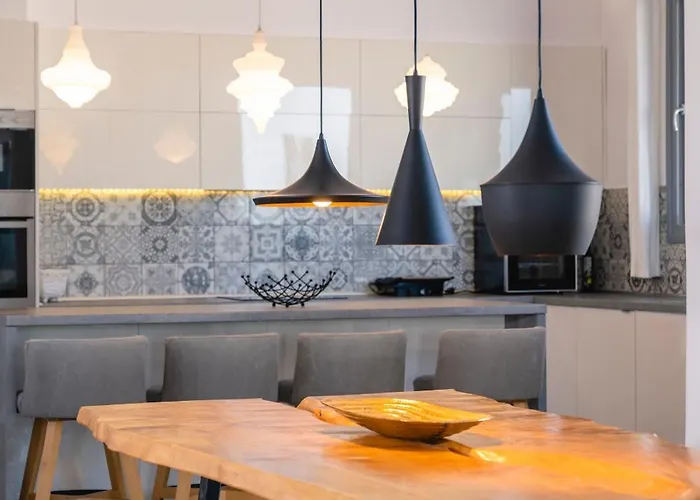 Villa Infinium One, Sunset Views 10' From Mykonos Town!