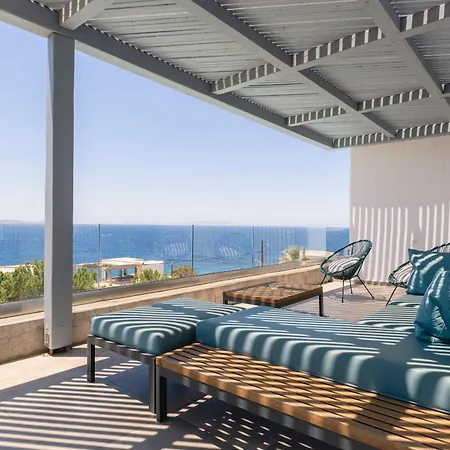 Infinium One, Sunset Views 10' From Mykonos Town! Villa