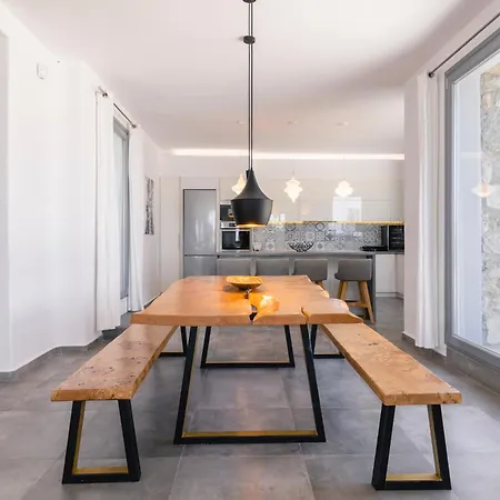 Infinium One, Sunset Views 10' From Mykonos Town! Villa *